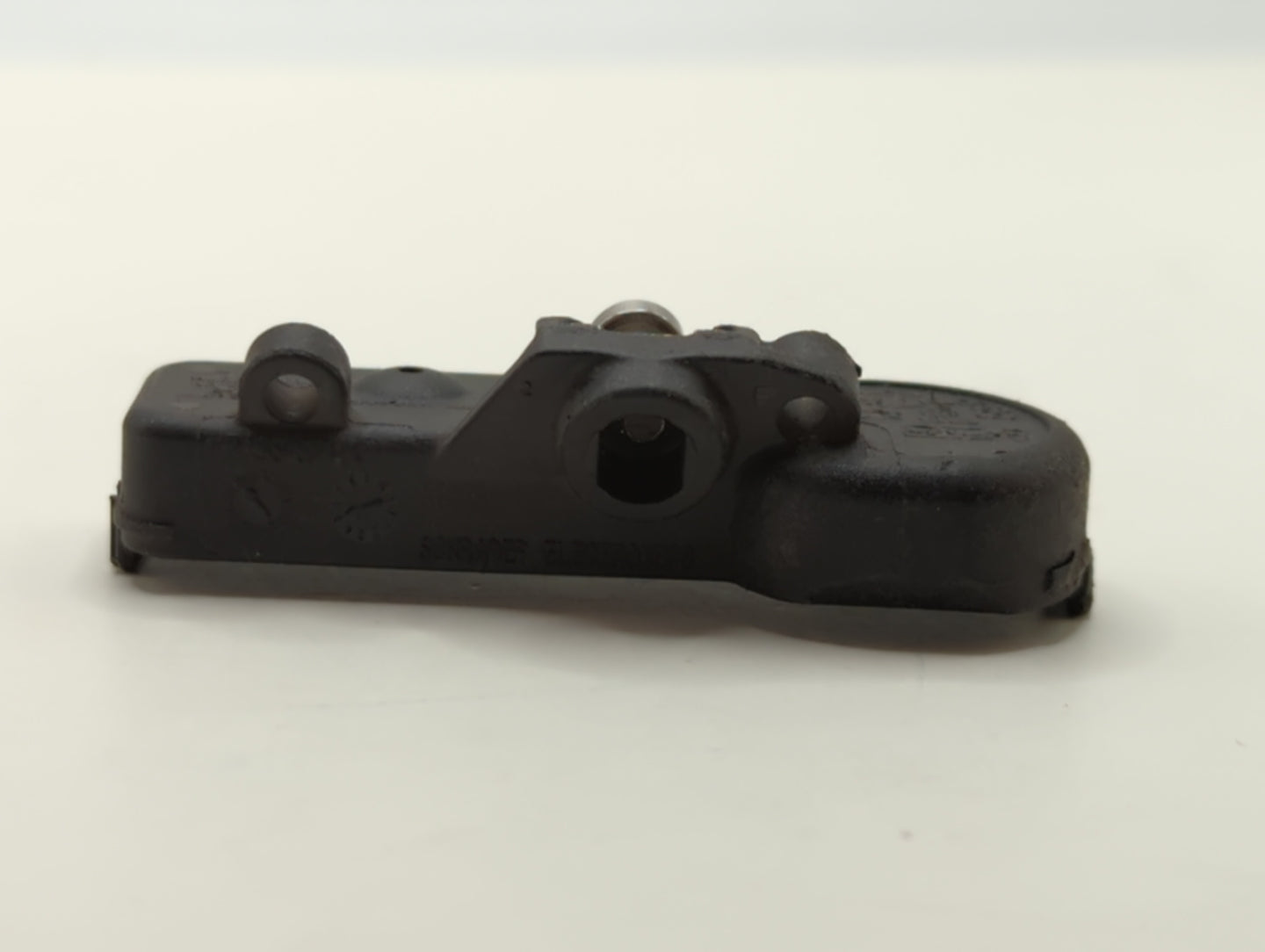 2014 Lincoln Mkz Tire Pressure Monitoring System Sensor Tpms - Oemusedautoparts1.com