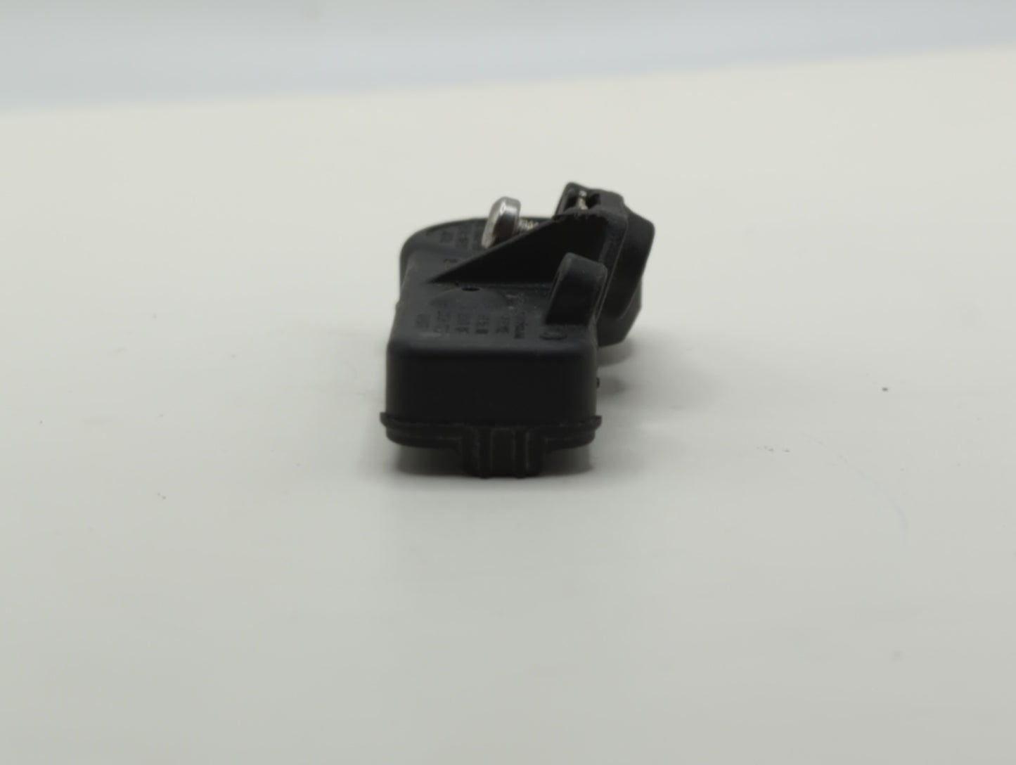 2014 Lincoln Mkz Tire Pressure Monitoring System Sensor Tpms - Oemusedautoparts1.com