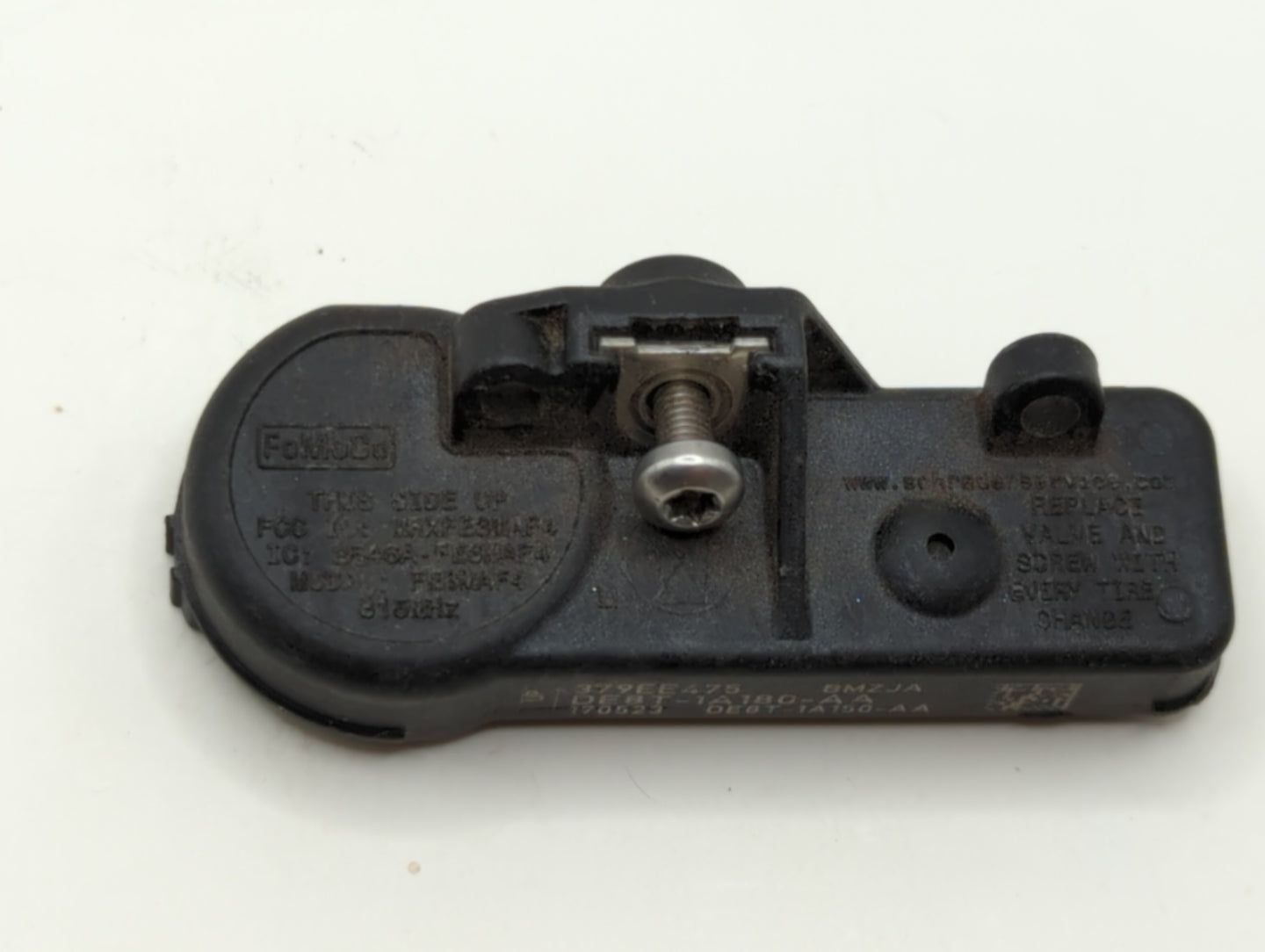 2014 Lincoln Mkz Tire Pressure Monitoring System Sensor Tpms - Oemusedautoparts1.com