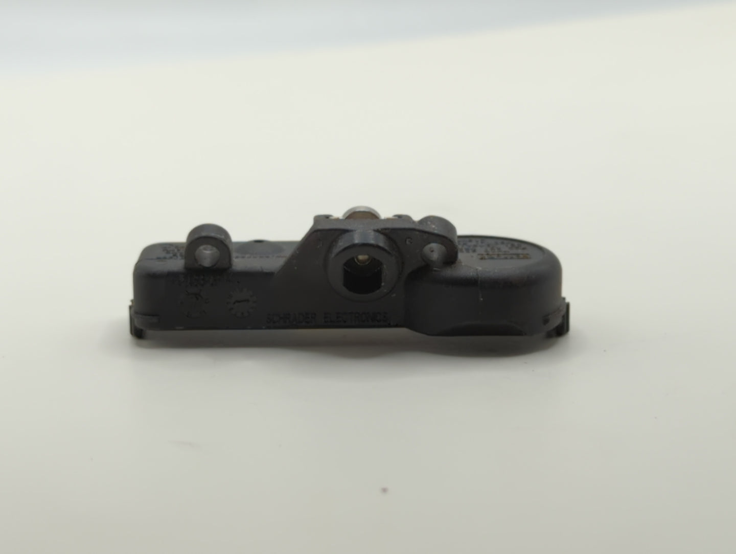 2014 Lincoln Mkz Tire Pressure Monitoring System Sensor Tpms - Oemusedautoparts1.com