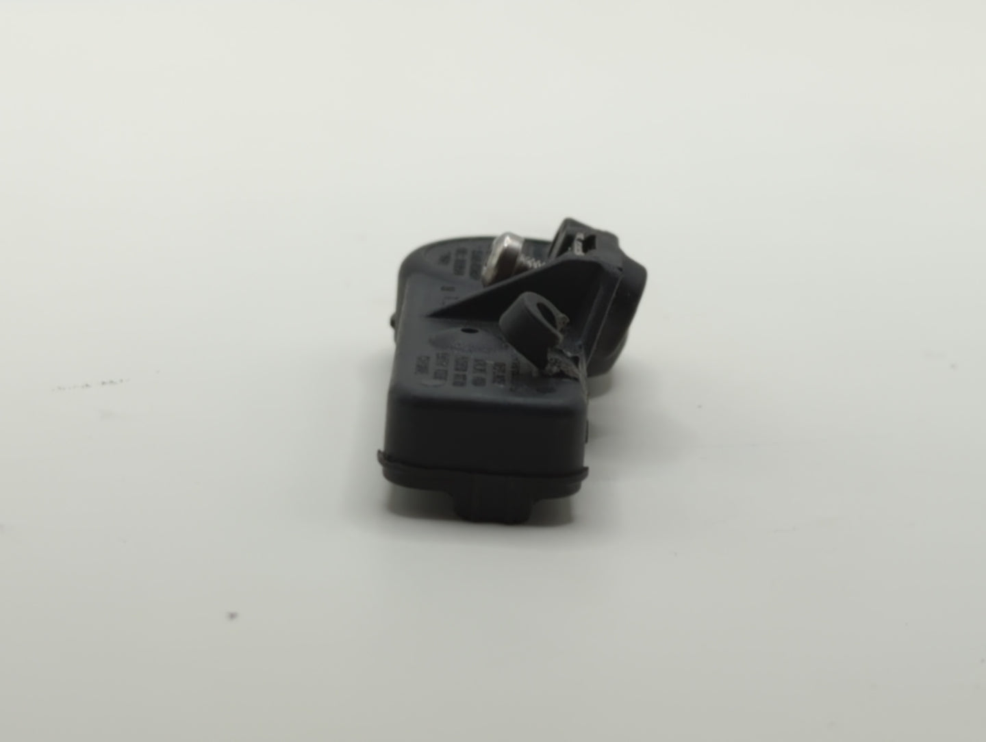 2014 Lincoln Mkz Tire Pressure Monitoring System Sensor Tpms - Oemusedautoparts1.com