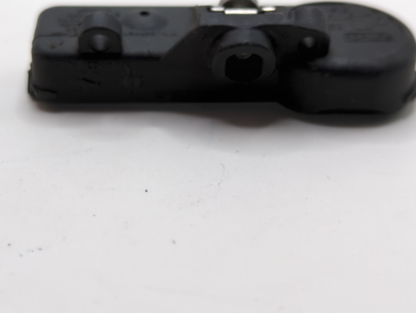 2014 Lincoln Mkz Tire Pressure Monitoring System Sensor Tpms - Oemusedautoparts1.com