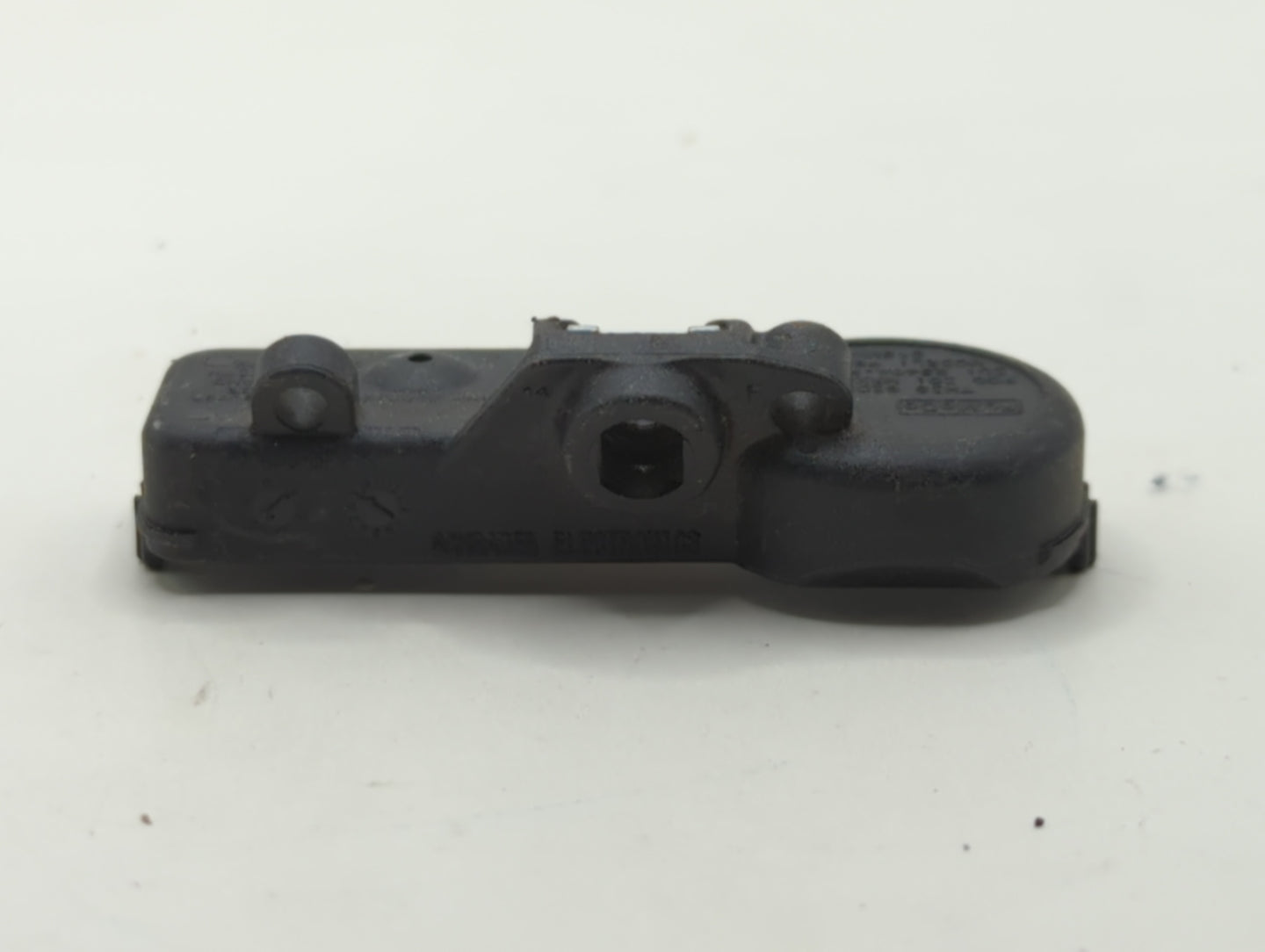 2014 Lincoln Mkz Tire Pressure Monitoring System Sensor Tpms - Oemusedautoparts1.com