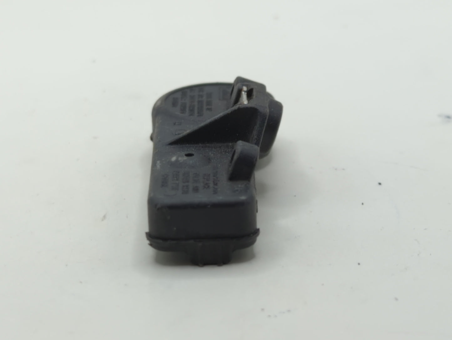 2014 Lincoln Mkz Tire Pressure Monitoring System Sensor Tpms - Oemusedautoparts1.com
