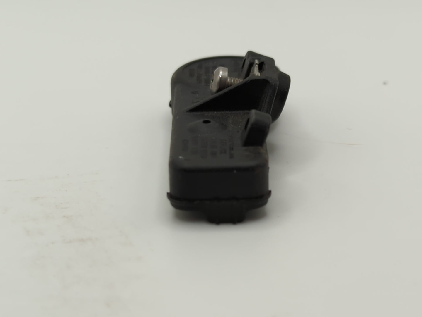2014 Lincoln Mkz Tire Pressure Monitoring System Sensor Tpms - Oemusedautoparts1.com