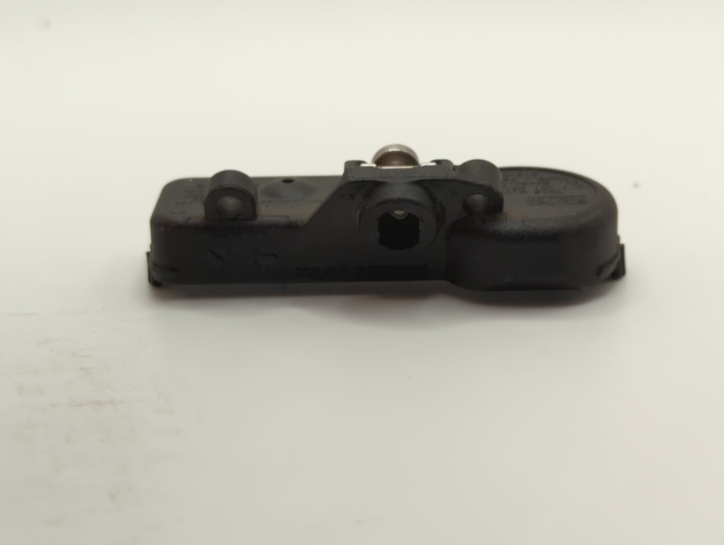 2014 Lincoln Mkz Tire Pressure Monitoring System Sensor Tpms - Oemusedautoparts1.com