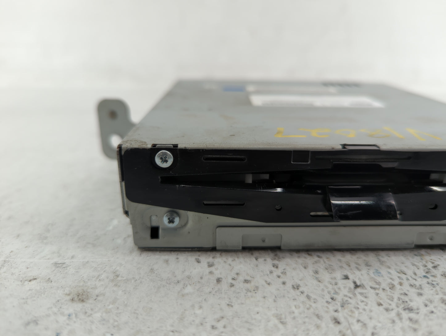 2013-2014 Lincoln Mkz Am Fm Cd Player Radio Receiver - Oemusedautoparts1.com