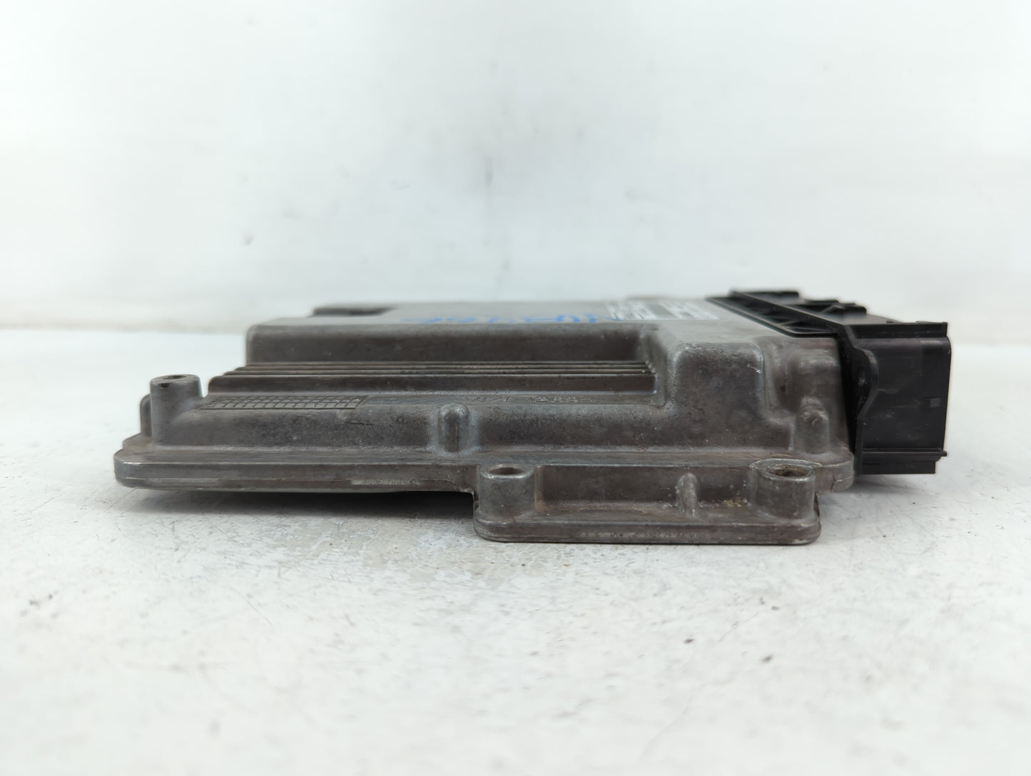 2014 Lincoln Mkz PCM Engine Control Computer ECU ECM PCU OEM P/N:DG1A-12B684-AB EP5A-12A650-AAA Fits OEM Used Auto Parts - O