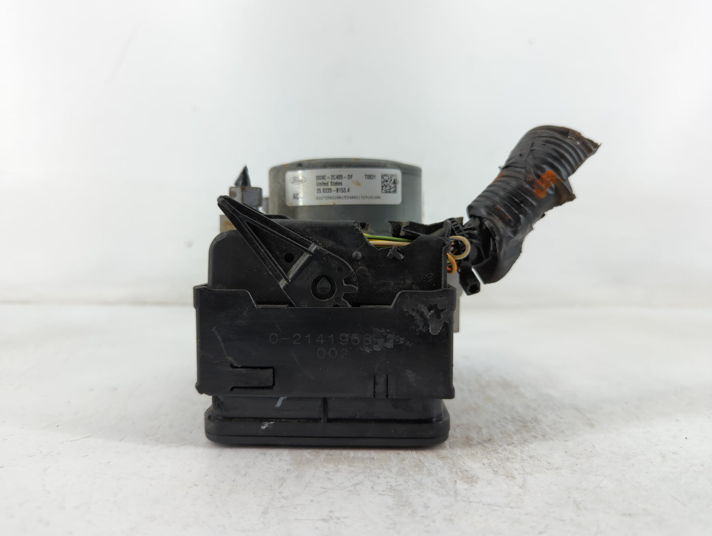2014-2016 Lincoln Mkz ABS Pump Control Module Replacement P/N:DG9C-2C405-DF Fits Fits 2014 2015 2016 OEM Used Auto Parts - O