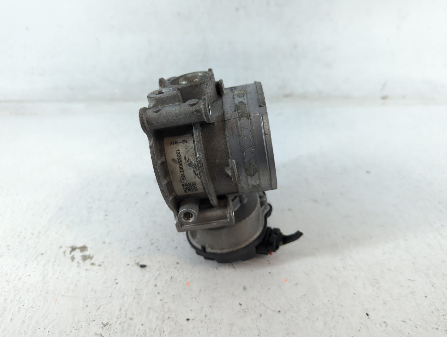 2013-2016 Lincoln Mkz Throttle Body P/N:132824002189 AT4E-EH Fits Fits 2011 2012 2013 2014 2015 2016 2017 2018 2019 OEM Used
