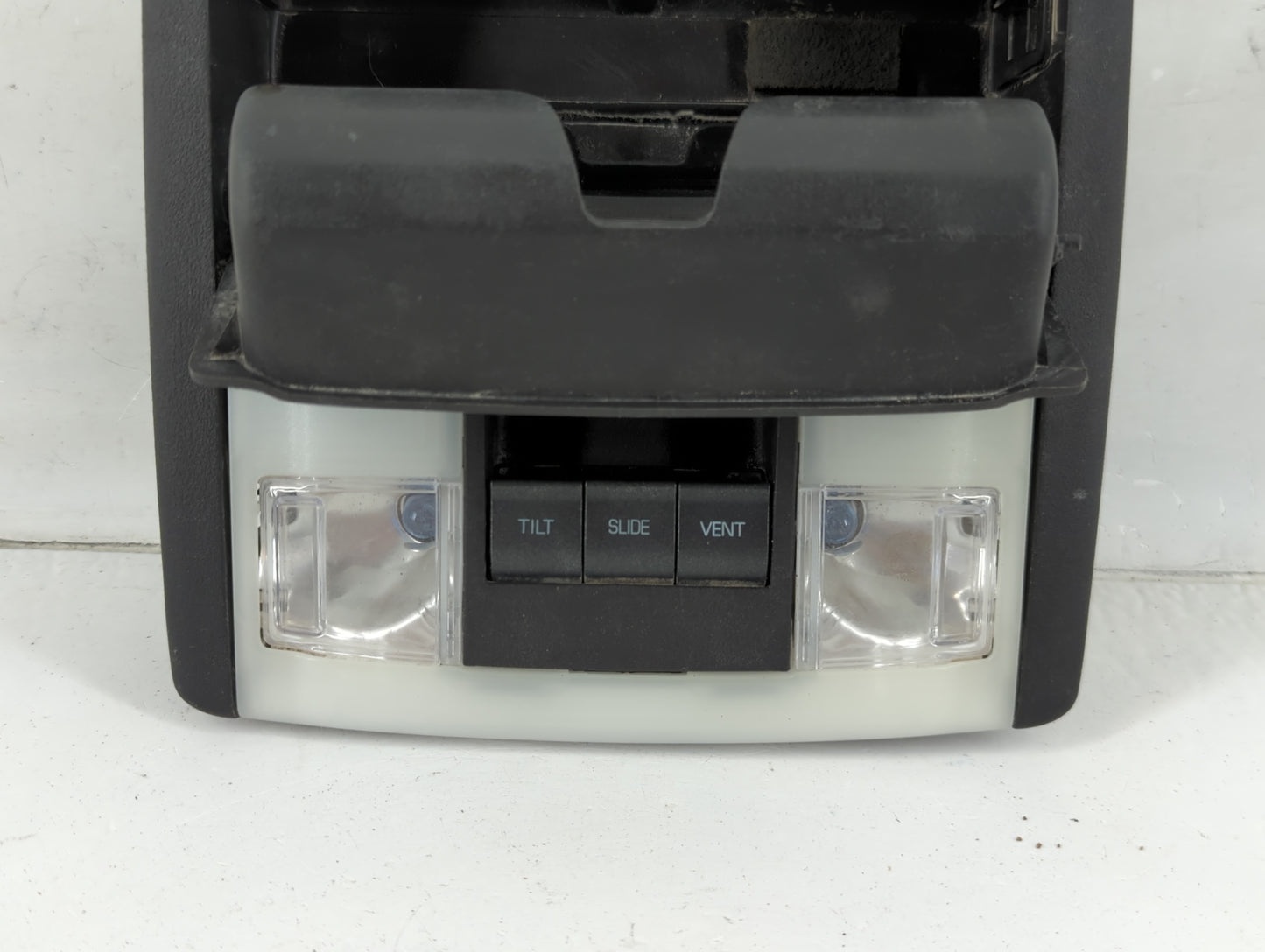 2011-2014 Lincoln Navigator Overhead Roof Console 1118470 - Oemusedautoparts1.com