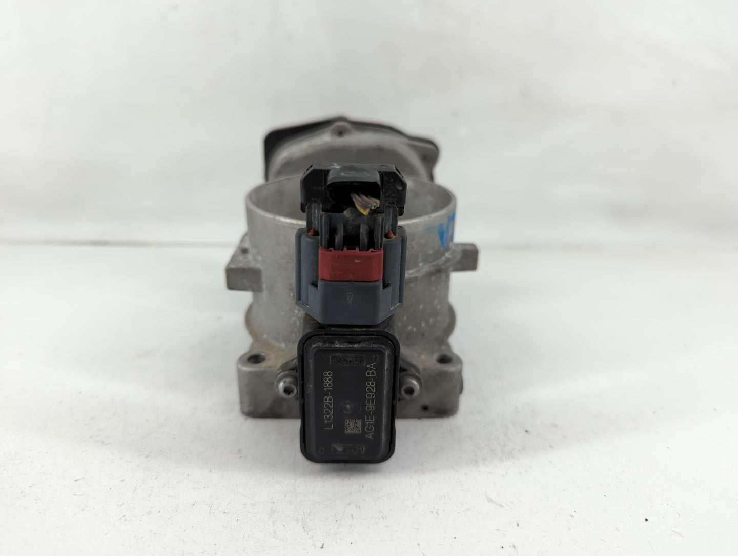 2011-2014 Lincoln Navigator Throttle Body P/N:8L3E-9F991-CB Fits Fits 2010 2011 2012 2013 2014 OEM Used Auto Parts - Oemused