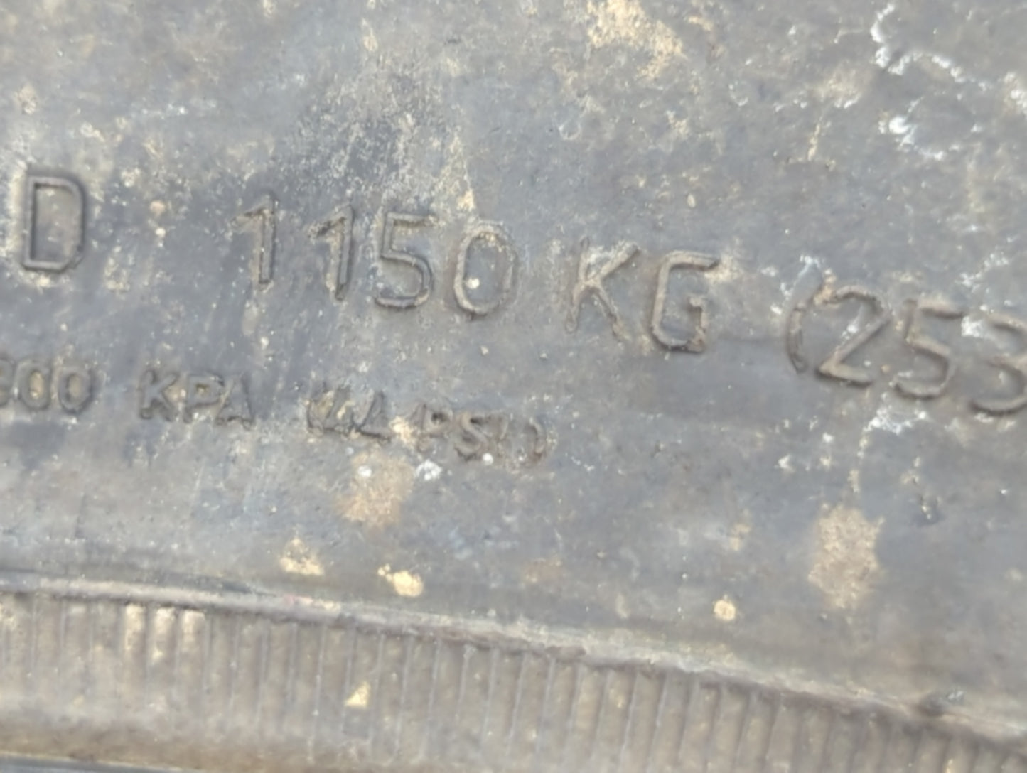 Lincoln Navigator Spare Donut Tire Wheel Rim Oem - Oemusedautoparts1.com