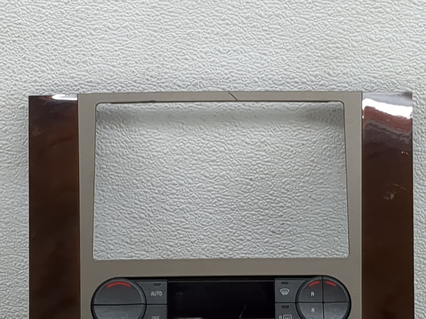 2011-2014 Lincoln Navigator Radio Control Panel Brown - Oemusedautoparts1.com