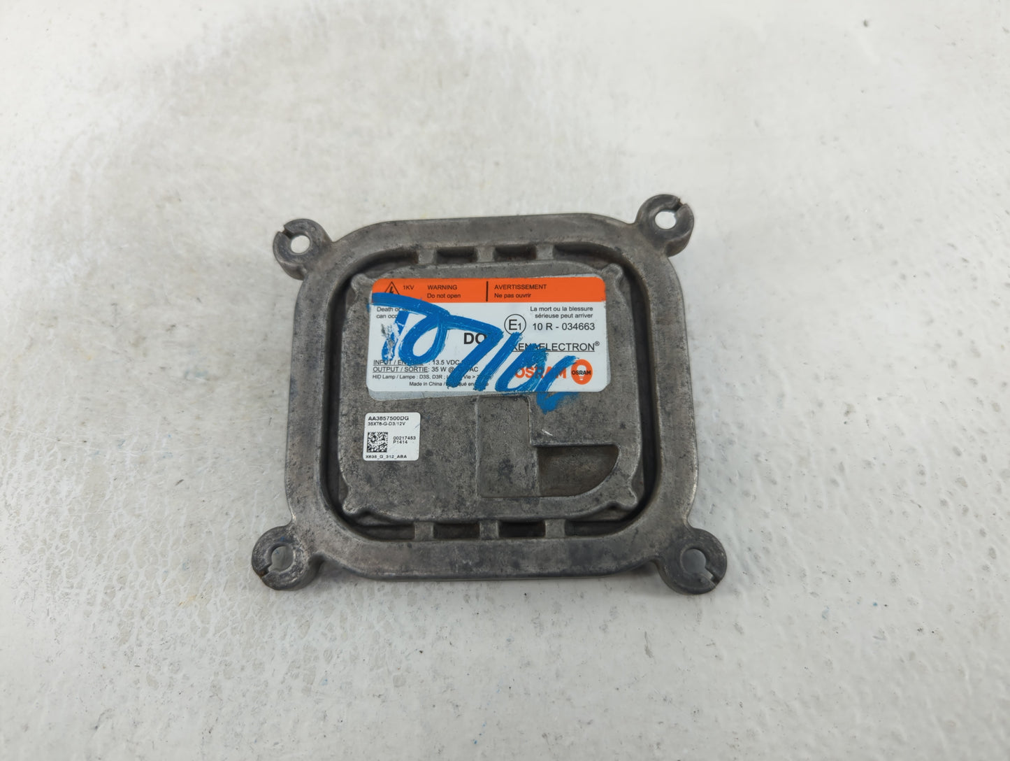2014 Lincoln Navigator Headlight Ballast Head Light - Oemusedautoparts1.com
