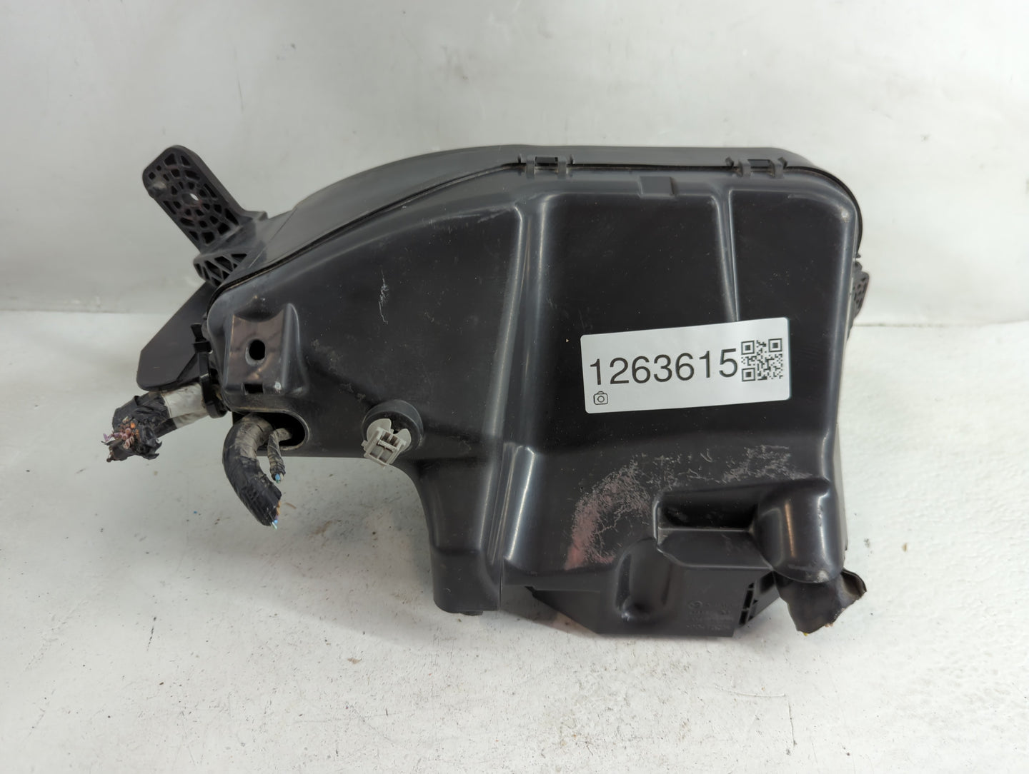 2014-2016 Mazda 3 Fusebox Fuse Box Panel Relay Module P/N:KD45-675X0 C Fits Fits 2014 2015 2016 OEM Used Auto Parts - Oemuse