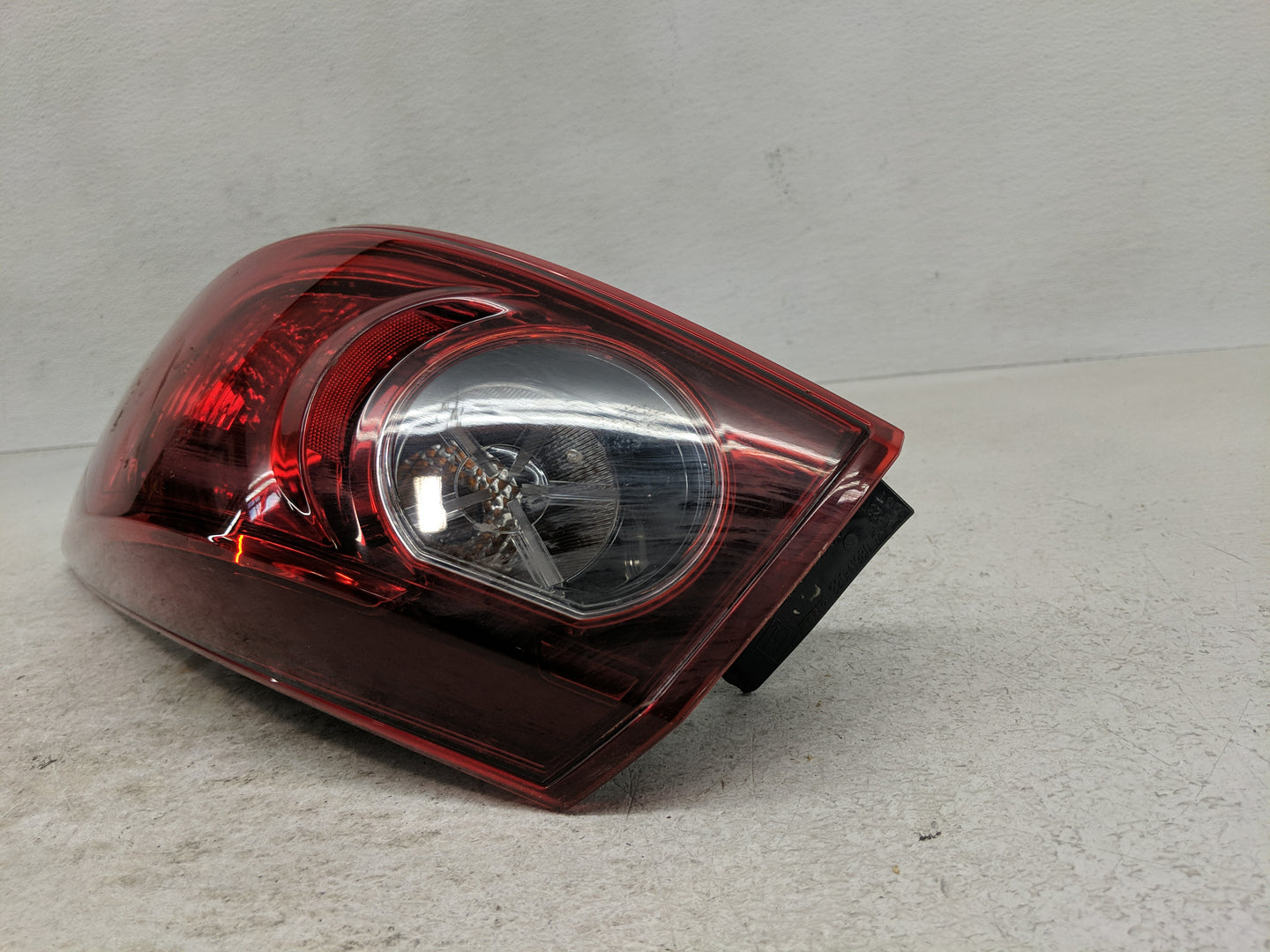 2014-2018 Mazda 3 Tail Light Assembly Passenger Right OEM Fits Fits 2014 2015 2016 2017 2018 OEM Used Auto Parts - Oemusedau