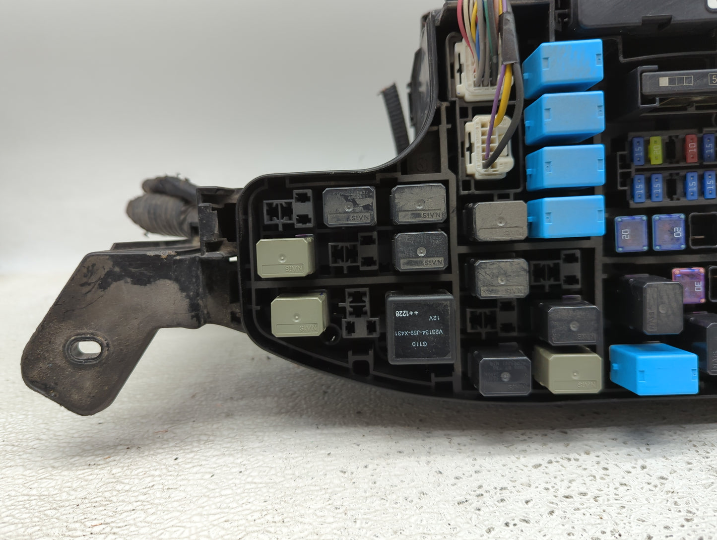 2014-2016 Mazda 3 Fusebox Fuse Box Panel Relay Module P/N:KD45-675X0 Fits Fits 2014 2015 2016 OEM Used Auto Parts - Oemuseda