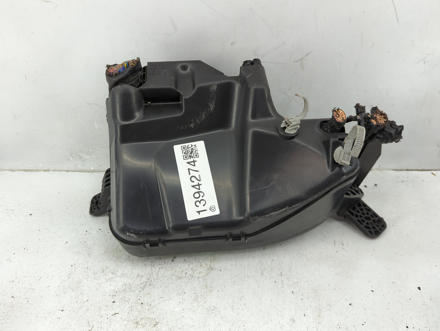 2014-2016 Mazda 3 Fusebox Fuse Box Panel Relay Module P/N:KD45-675X0 Fits Fits 2014 2015 2016 OEM Used Auto Parts - Oemuseda