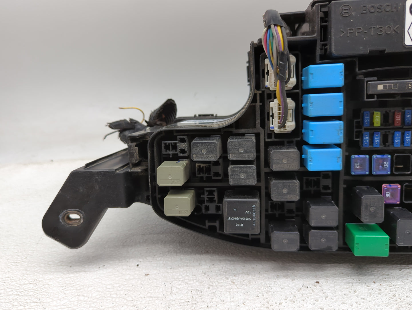 2014-2016 Mazda 3 Fusebox Fuse Box Panel Relay Module P/N:KD45-675X0 Fits Fits 2014 2015 2016 OEM Used Auto Parts - Oemuseda