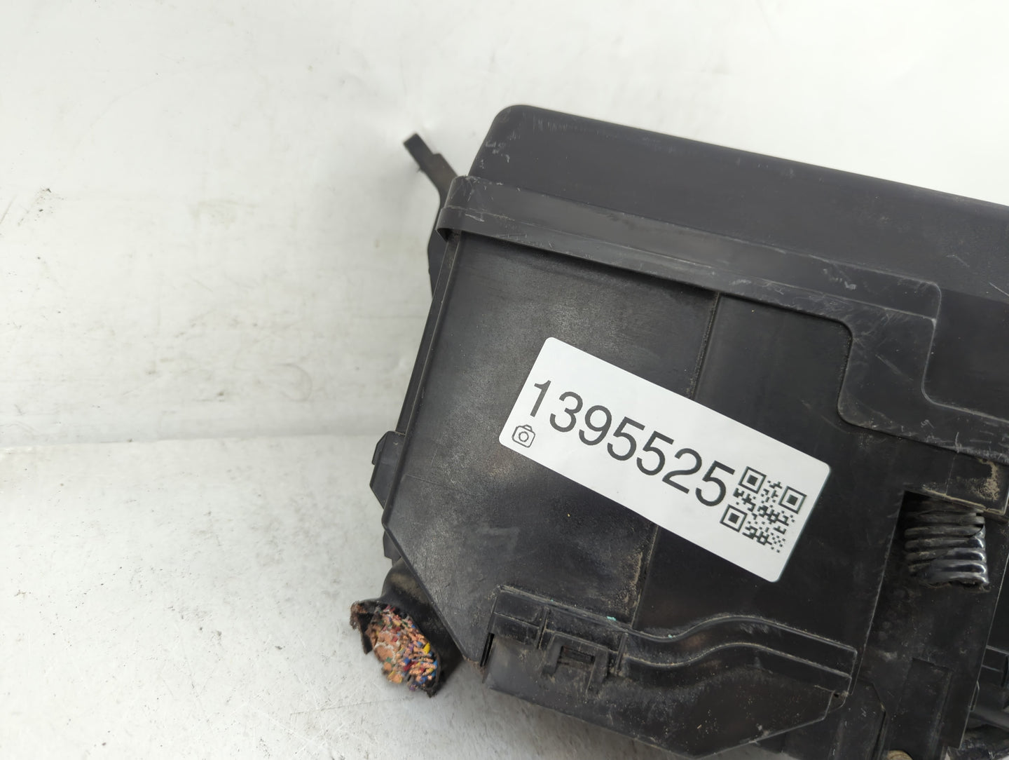 2014-2016 Mazda 3 Fusebox Fuse Box Panel Relay Module Fits Fits 2014 2015 2016 OEM Used Auto Parts - Oemusedautoparts1.com