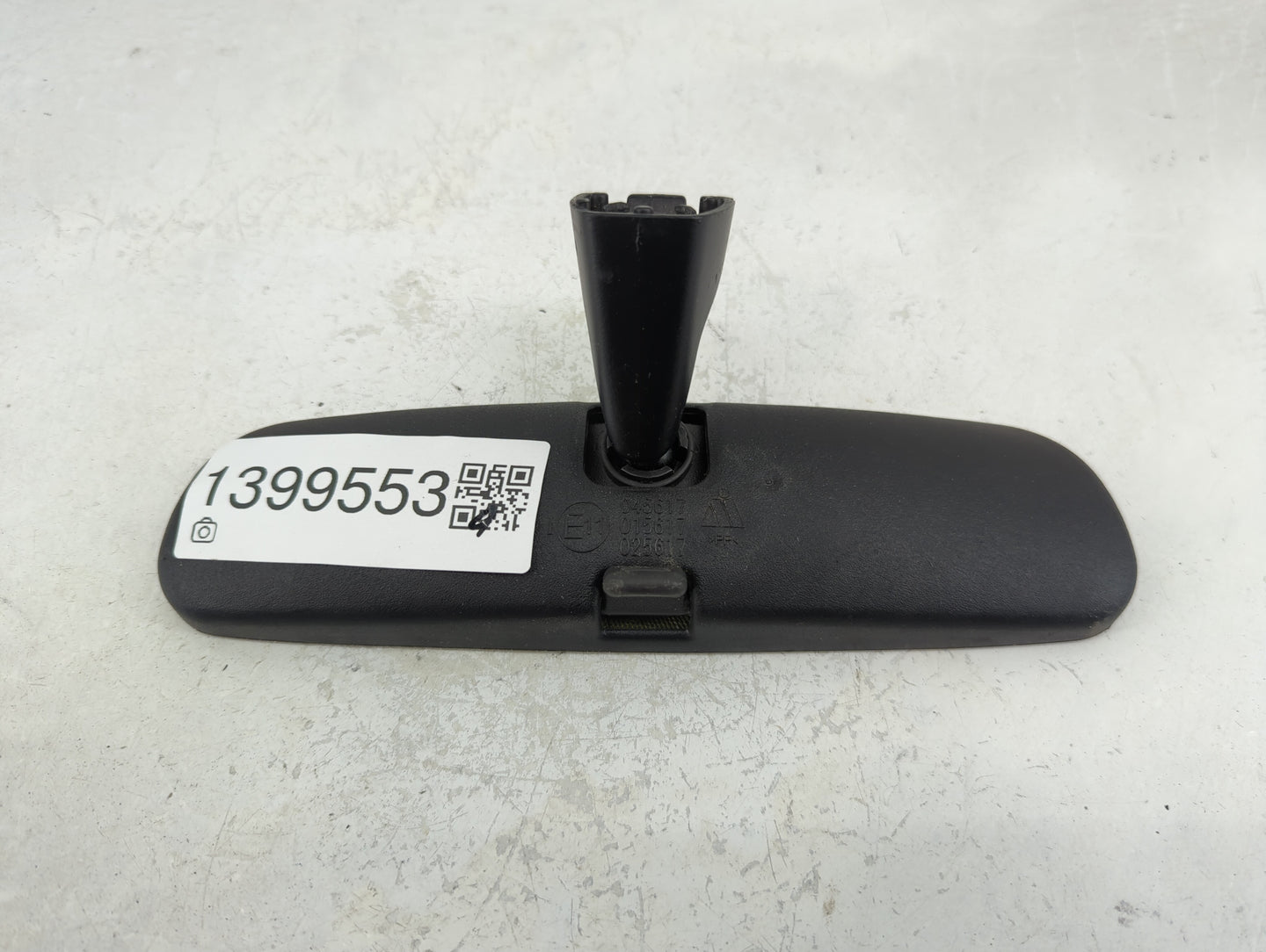 2014-2018 Mazda 3 Interior Rear View Mirror Replacement OEM P/N:E11045617 Fits OEM Used Auto Parts - Oemusedautoparts1.com