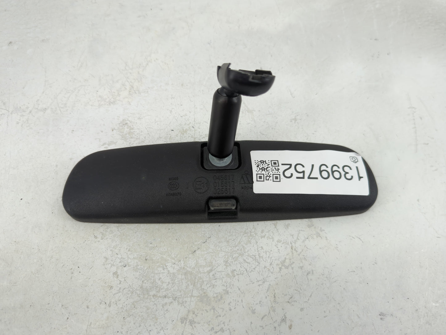 2014-2018 Mazda 3 Interior Rear View Mirror Replacement OEM P/N:E11045617 Fits OEM Used Auto Parts - Oemusedautoparts1.com
