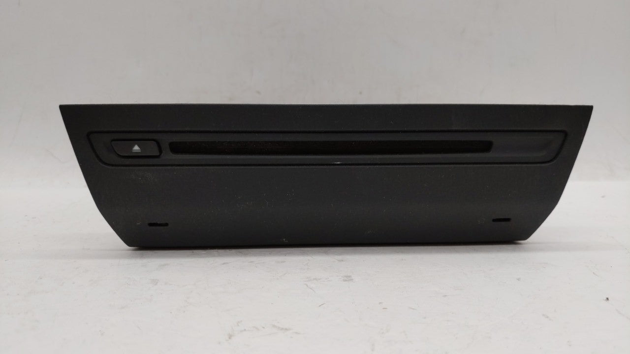 2014-2018 Mazda 3 Radio AM FM Cd Player Receiver Replacement P/N:BHP3-669G0 Fits Fits 2014 2015 2016 2017 2018 OEM Used Auto