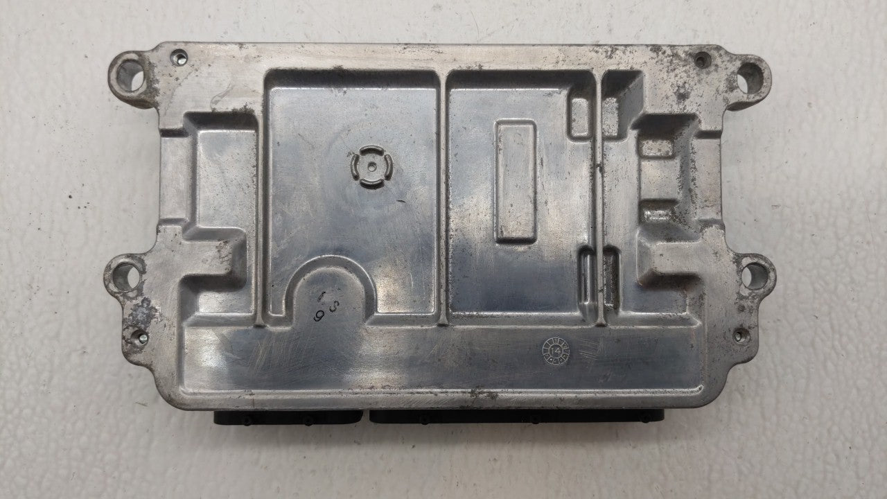 2014 Mazda 3 PCM Engine Control Computer ECU ECM PCU OEM P/N:PEAB18881A PE AB 18 881 A Fits OEM Used Auto Parts - Oemusedaut