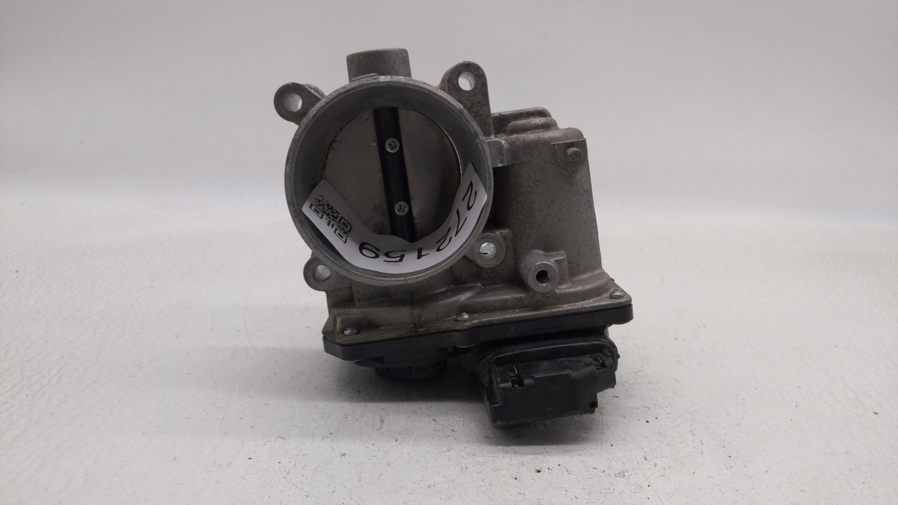 2012-2014 Mazda 3 Throttle Body P/N:PE01 13 640 A PE01 13 640 B, 152009S18, 640 K4238 6R26 Fits Fits 2012 2013 2014 OEM Used