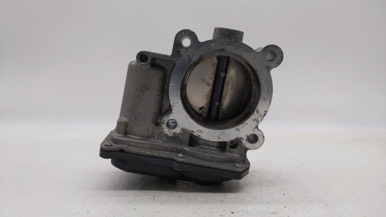 2012-2014 Mazda 3 Throttle Body P/N:PE01 13 640 A PE01 13 640 B, 152009S18, 640 K4238 6R26 Fits Fits 2012 2013 2014 OEM Used