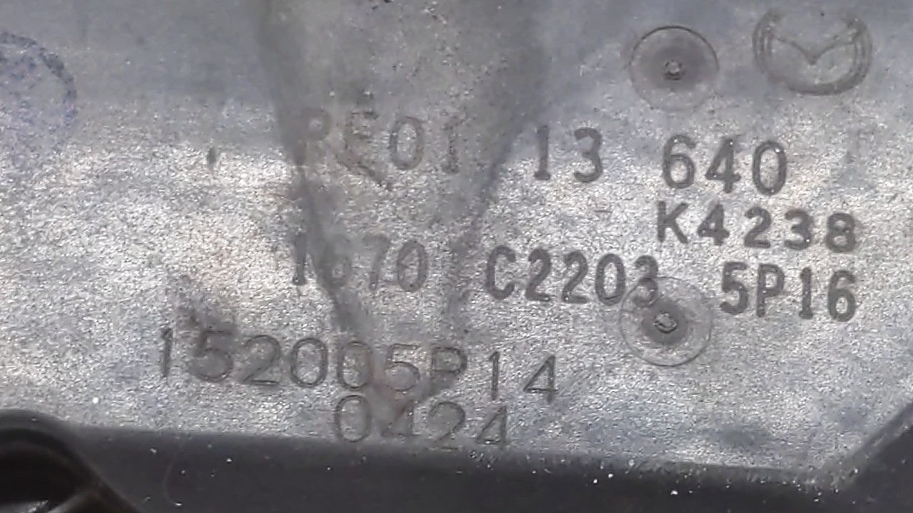 2012-2014 Mazda 3 Throttle Body P/N:PE01 13 640 A PE01 13 640 B, 152009S18, 640 K4238 6R26 Fits Fits 2012 2013 2014 OEM Used