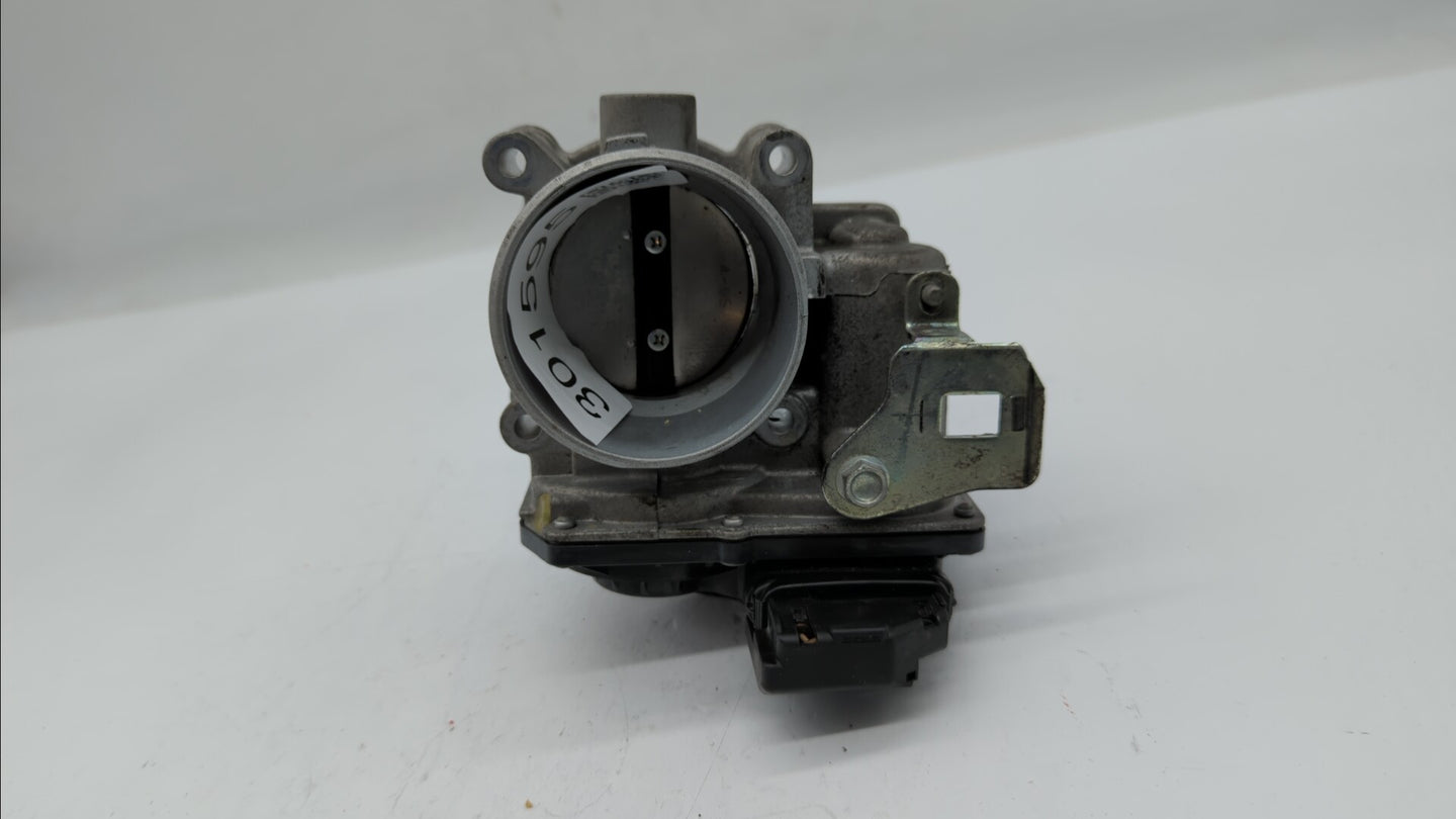 2012-2014 Mazda 3 Throttle Body P/N:PE01 13 640 A PE01 13 640 B, 152009S18 Fits Fits 2012 2013 2014 OEM Used Auto Parts - Oe