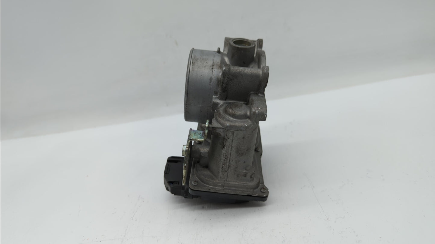 2012-2014 Mazda 3 Throttle Body P/N:PE01 13 640 A PE01 13 640 B, 152009S18 Fits Fits 2012 2013 2014 OEM Used Auto Parts - Oe