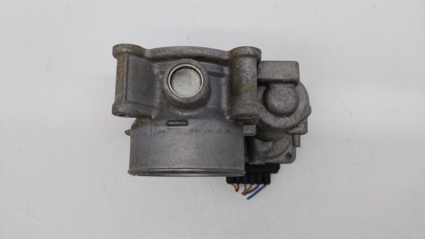 2012-2014 Mazda 3 Throttle Body P/N:PE01 13 640 A PE01 13 640 B, 152009S18 Fits Fits 2012 2013 2014 OEM Used Auto Parts - Oe