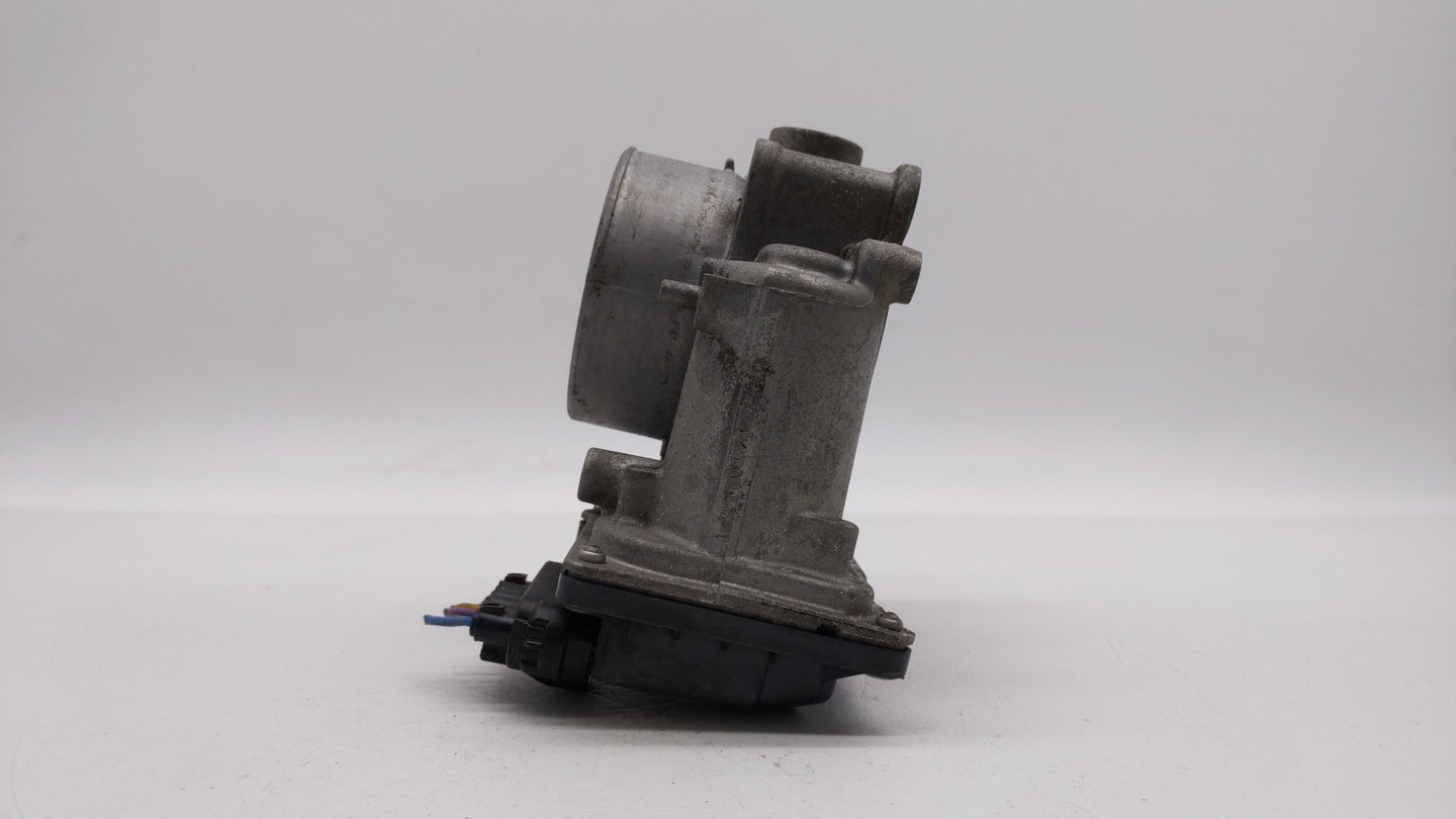 2012-2014 Mazda 3 Throttle Body P/N:PE01 13 640 A PE01 13 640 B, 152009S18 Fits Fits 2012 2013 2014 OEM Used Auto Parts - Oe