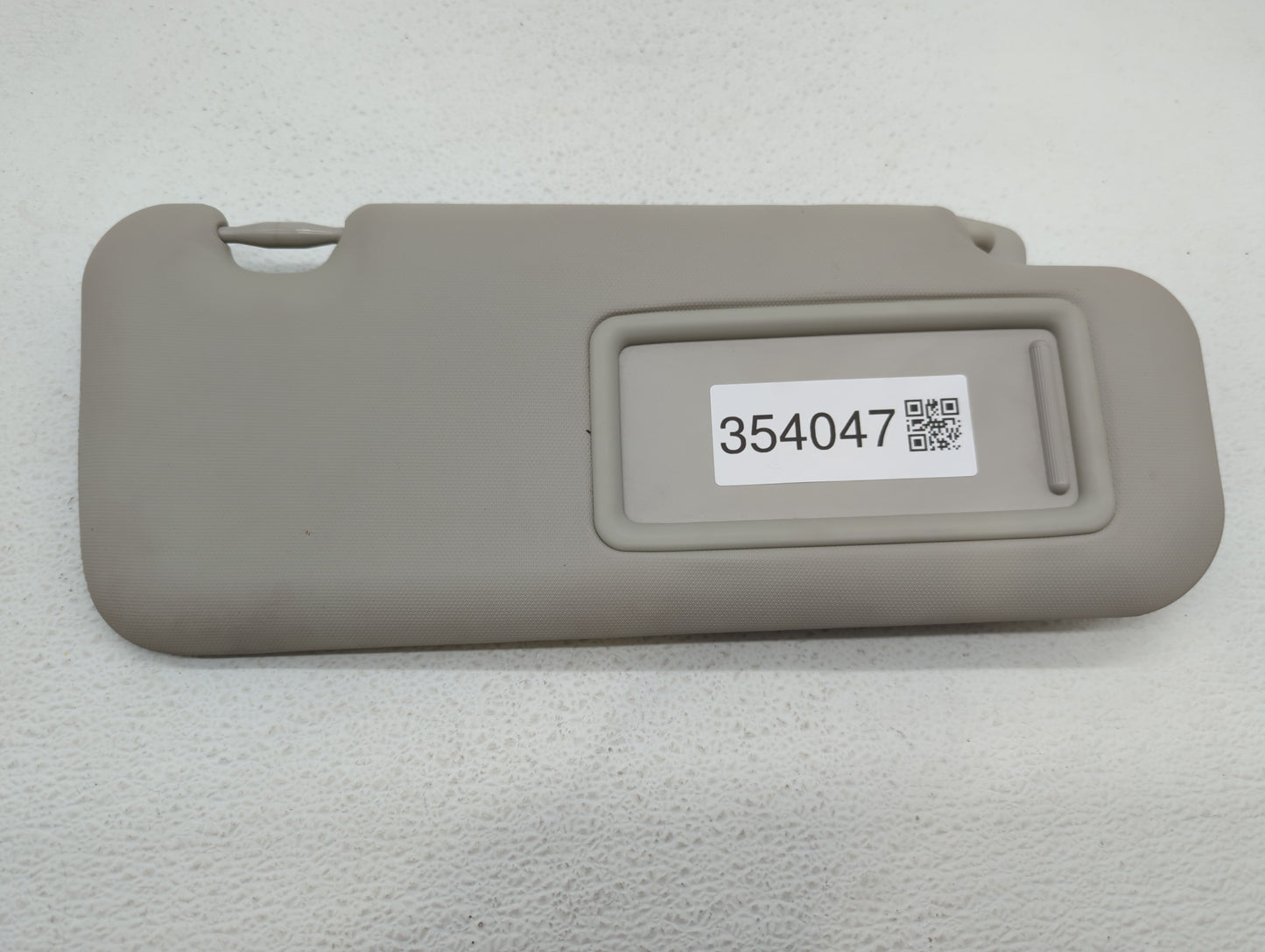 2014 Mazda 3 Sun Visor Shade Replacement Passenger Right Mirror Fits OEM Used Auto Parts - Oemusedautoparts1.com