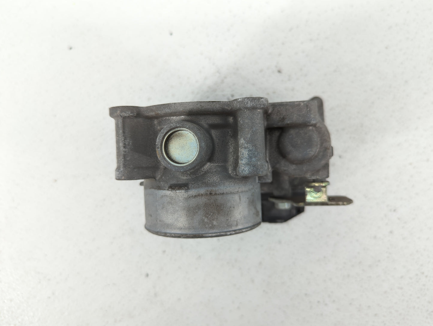 2012-2014 Mazda 3 Throttle Body P/N:PE01 13 640 B 13 640 A, 640 K4238 1R24, 640 K4238 6R26, 13 640 B Fits Fits 2012 2013 201