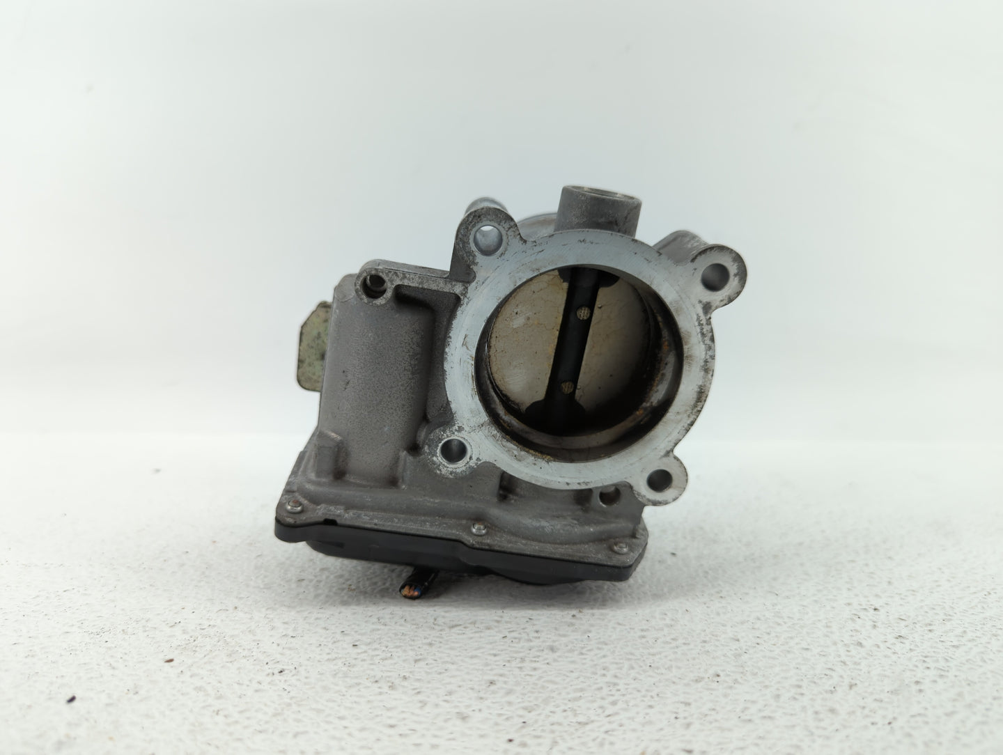 2012-2014 Mazda 3 Throttle Body P/N:PE01 13 640 B 13 640 A, 640 K4238 1R24, 640 K4238 6R26, 13 640 B Fits Fits 2012 2013 201