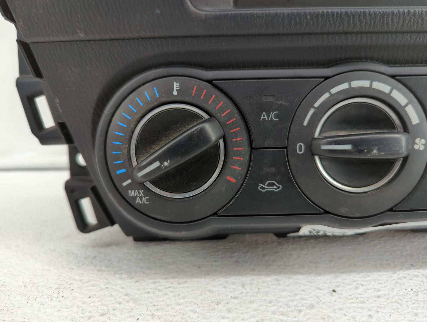 2014-2016 Mazda 3 Climate Control Module Temperature AC/Heater Replacement P/N:BHN1 06 02196 BHP1 61 190B Fits Fits 2014 201