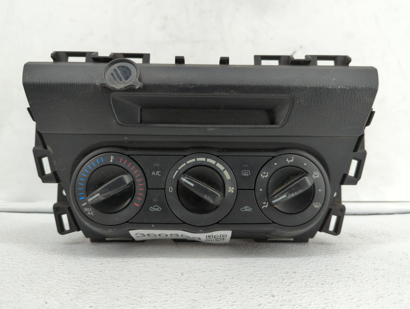 2014-2016 Mazda 3 Climate Control Module Temperature AC/Heater Replacement P/N:BHN1 06 00269 BHN1 06 02196 Fits OEM Used Aut