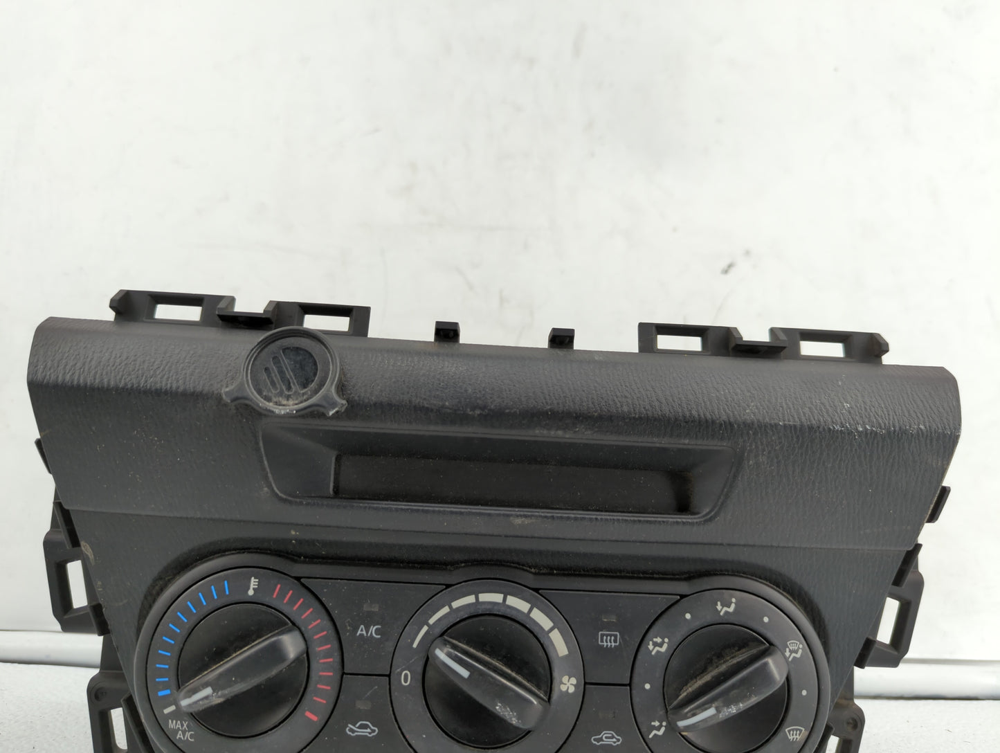 2014-2016 Mazda 3 Climate Control Module Temperature AC/Heater Replacement P/N:BHN1 06 00269 BHN1 06 02196 Fits OEM Used Aut