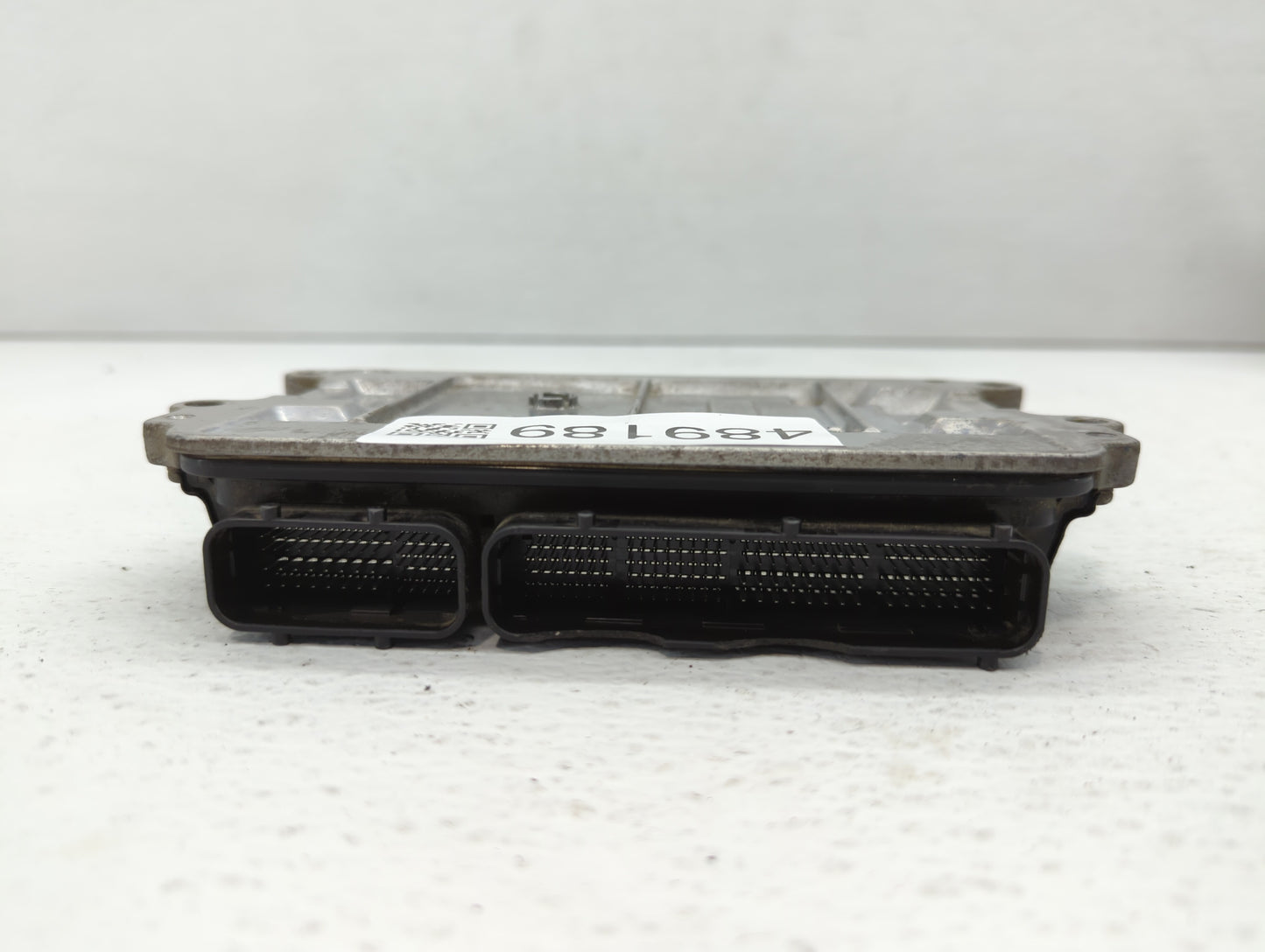 2014-2016 Mazda 3 PCM Engine Control Computer ECU ECM PCU OEM P/N:PEAB 18 881A PEDM 18 881, PE19 18 881A Fits Fits 2014 2015