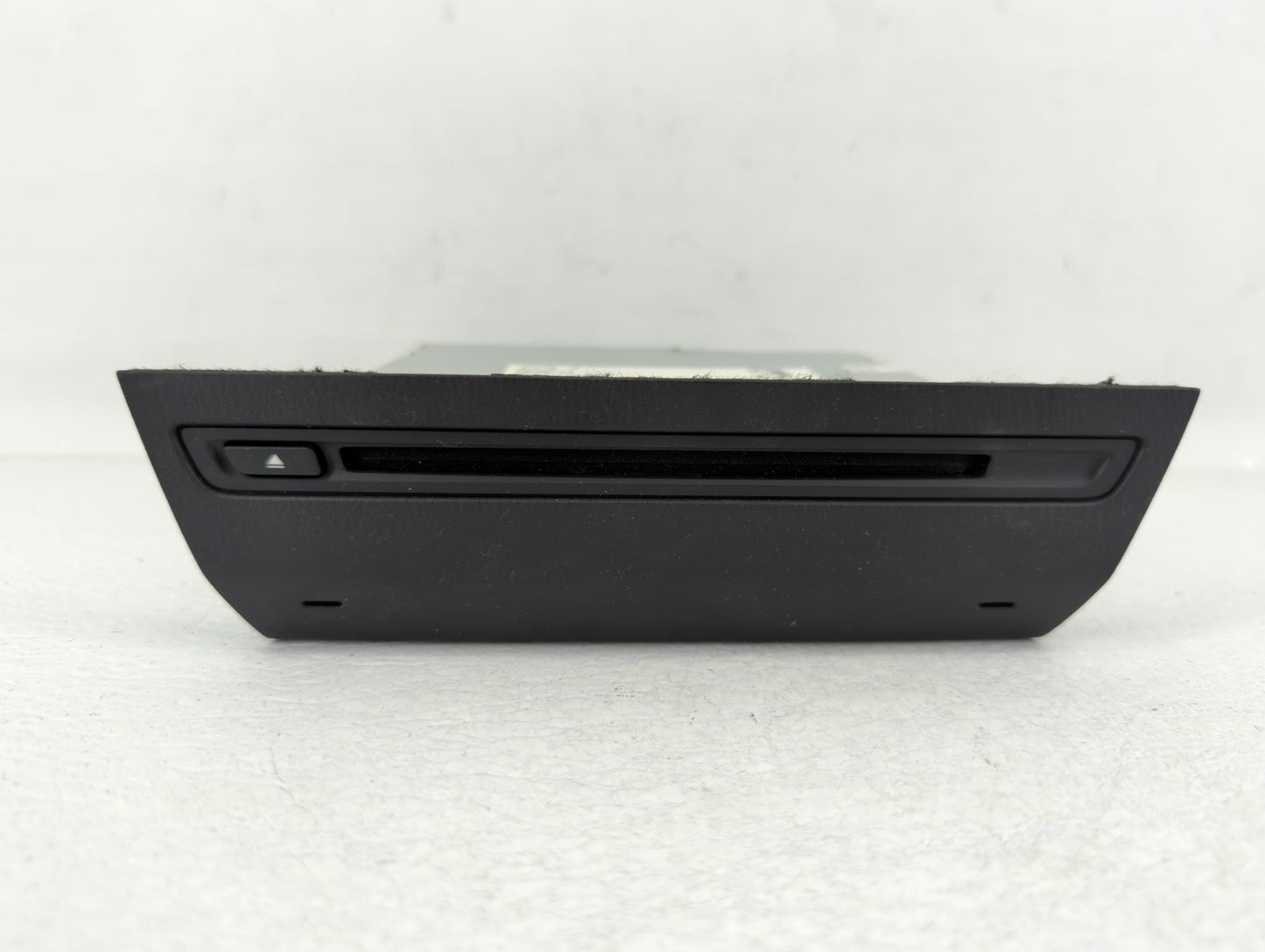 2014-2018 Mazda 3 Am Fm Cd Player Radio Receiver - Oemusedautoparts1.com