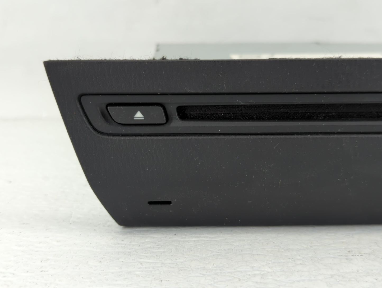 2014-2018 Mazda 3 Am Fm Cd Player Radio Receiver - Oemusedautoparts1.com