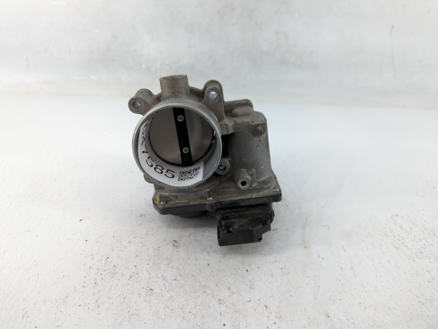 2014-2018 Mazda 3 Throttle Body P/N:101 13 640 A Fits Fits 2014 2015 2016 2017 2018 OEM Used Auto Parts - Oemusedautoparts1.