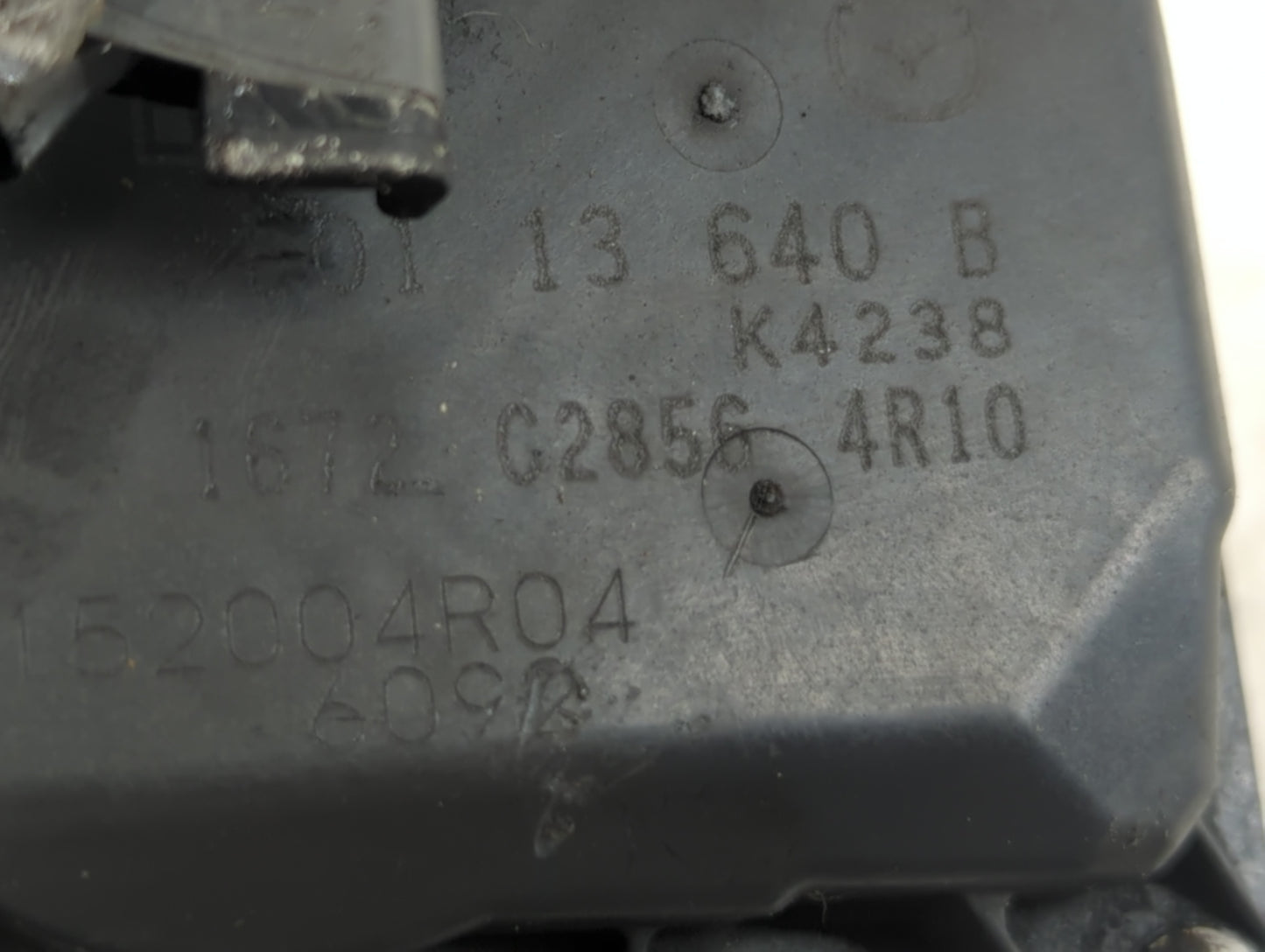 2012-2018 Mazda 3 Throttle Body P/N:C2856 4R10 K4238, 13 640 B Fits Fits 2012 2013 2014 2015 2016 2017 2018 OEM Used Auto Pa