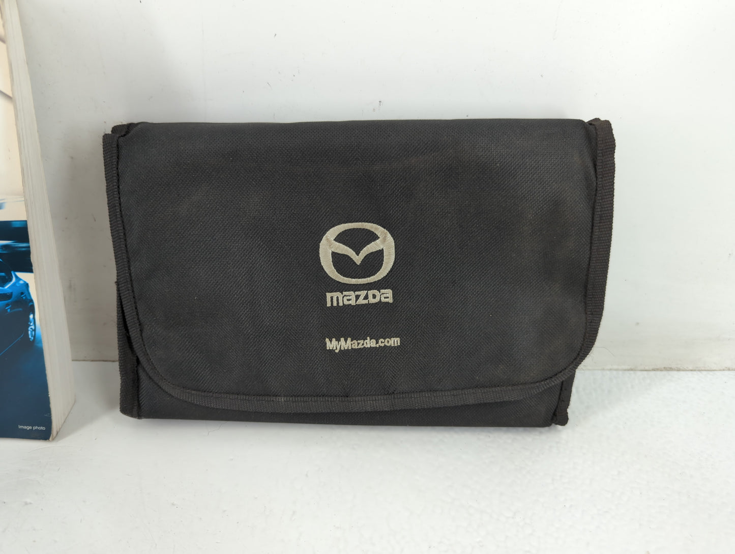 2014 Mazda 3 Owners Manual Book Guide P/N:9999-95-038C-14R1 OEM Used Auto Parts - Oemusedautoparts1.com