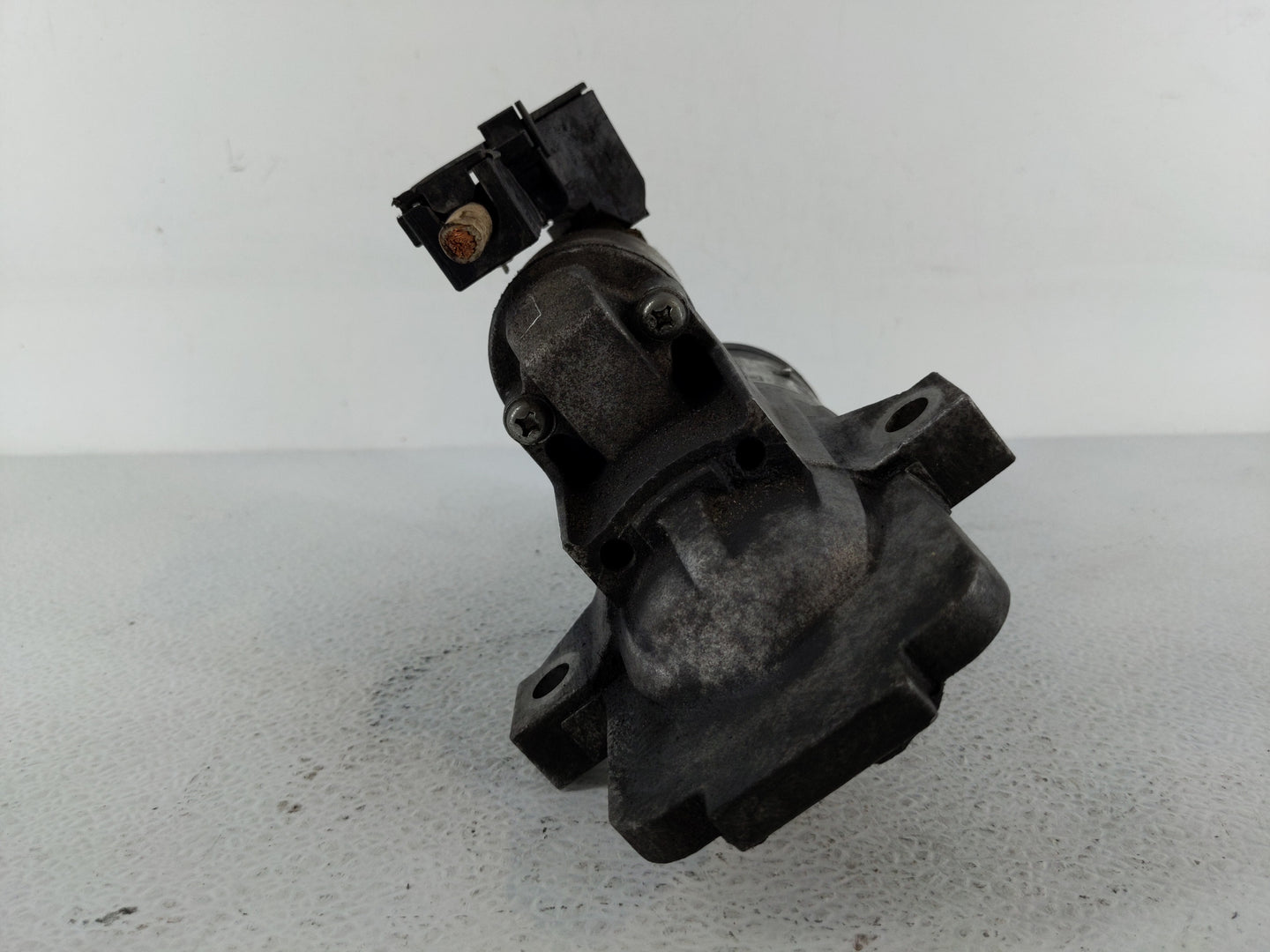 2013-2017 Mazda 5 Car Starter Motor Solenoid OEM P/N:M000136871 Fits Fits 2013 2014 2015 2016 2017 OEM Used Auto Parts - Oem