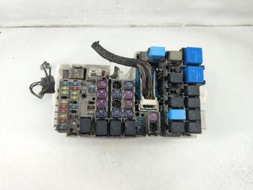 2012-2017 Mazda 5 Fusebox Fuse Box Panel Relay Module P/N:0133-3W Fits Fits 2012 2013 2014 2015 2016 2017 OEM Used Auto Part